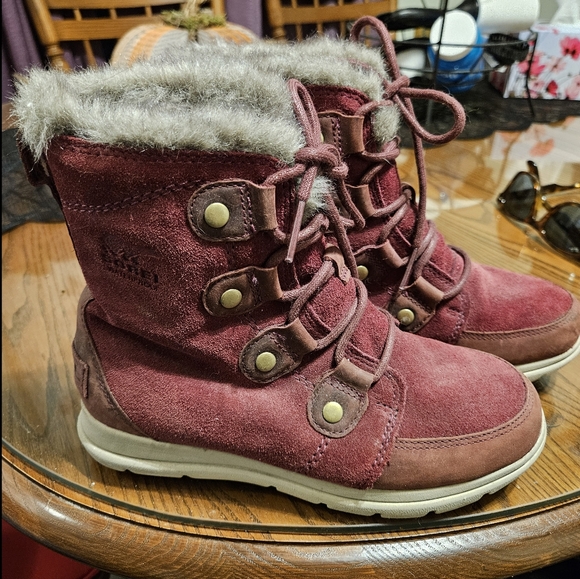 Sorel explorer boot - Picture 2 of 4